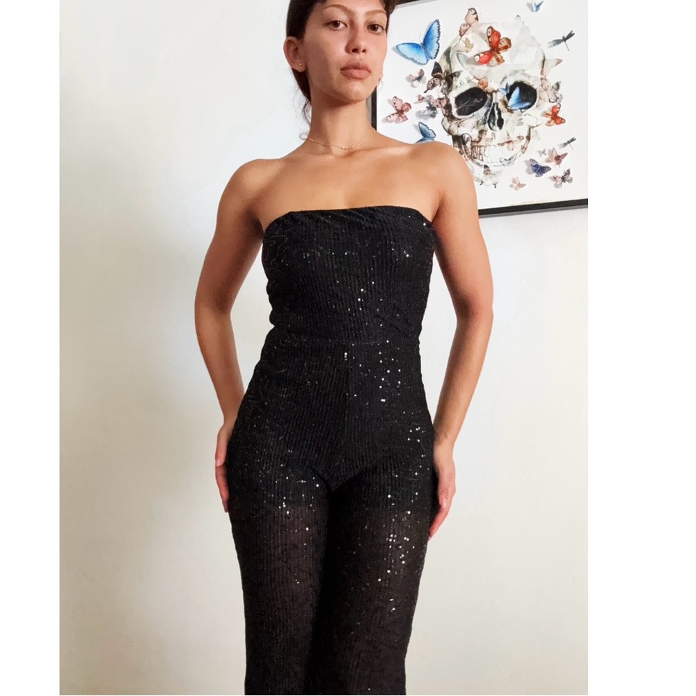 Black Strapless Sequin Jumpsuit โจ - Picture 3 of 6